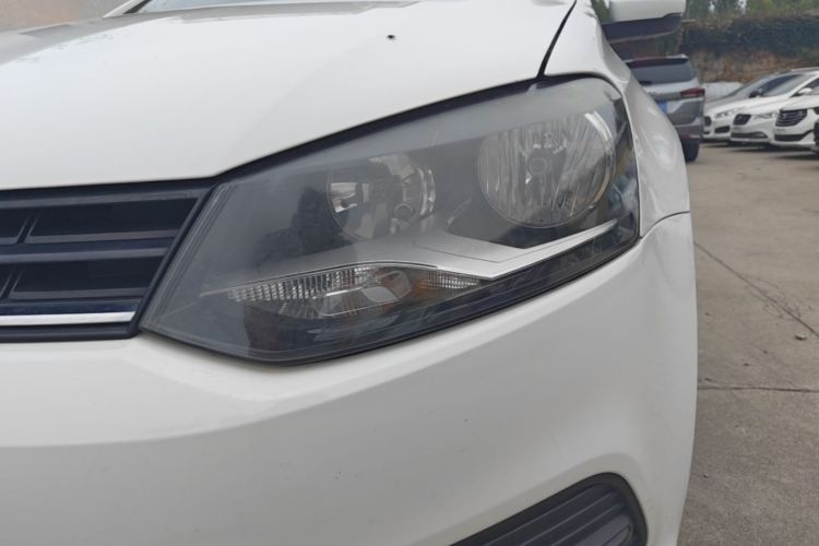 Volkswagen Polo 2017 #23 Volkswagen Polo 2017 car image #23