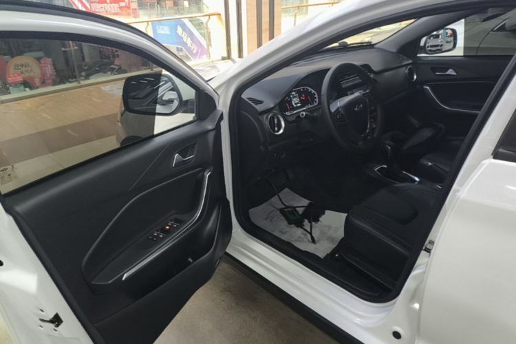Chery Tiggo 3x 2020 #12 Chery Tiggo 3x 2020 car image #12