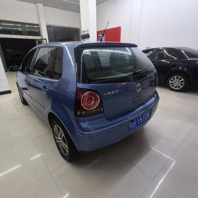 Volkswagen Polo 2010 #4 Volkswagen Polo 2010 car image #4