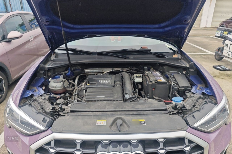 Audi Q3 2021 car image #22