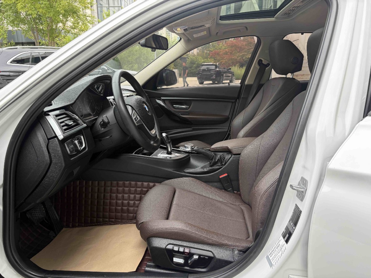 BMW 3 Series 2019 #4 BMW 3 Series 2019 immagine di auto #4