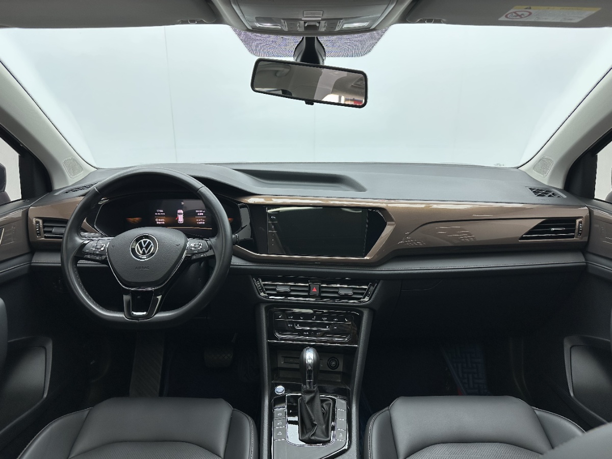 Volkswagen Tharu 2022 #7 Volkswagen Tharu 2022 car image #7