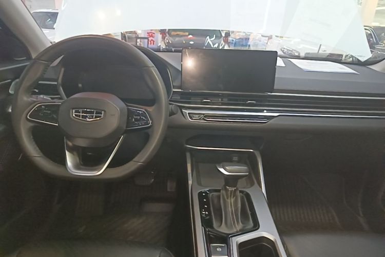 GEELY Emgrand 2023 #13 GEELY Emgrand 2023 car image #13