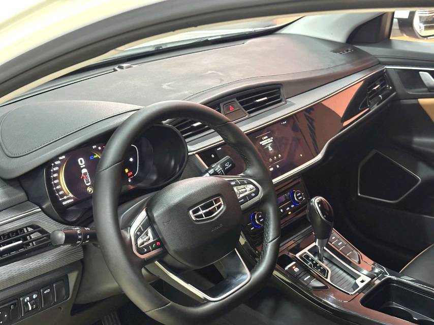 GEELY Emgrand GL 2020 #4 GEELY Emgrand GL 2020 صورة سيارة #4
