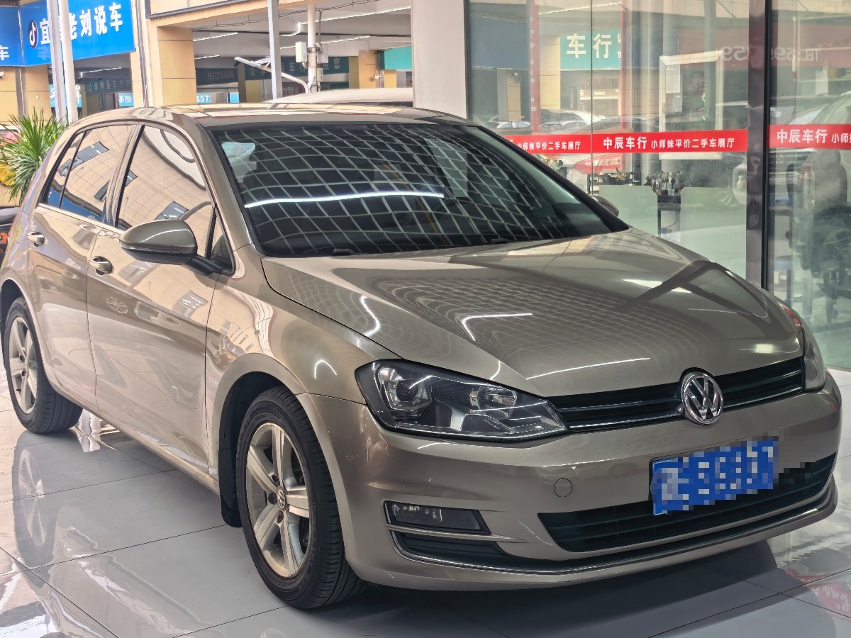 Volkswagen Golf 2015 Volkswagen Golf 2015 car image