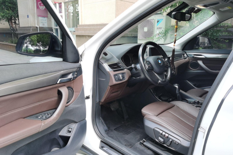 BMW X1 2019 #12 BMW X1 2019 car image #12