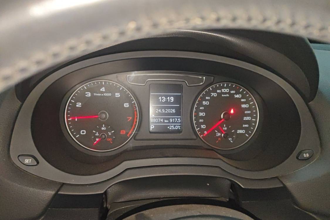 Audi Q3 2016 #24 Audi Q3 2016 car image #24