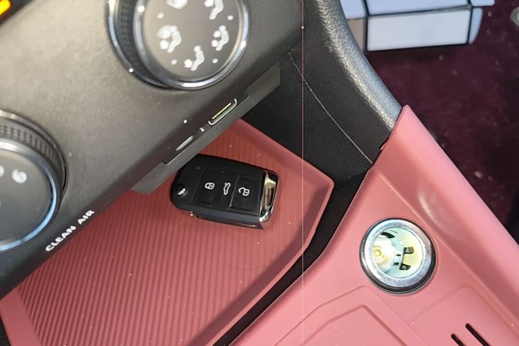 Volkswagen Lavida 2025 car image #9