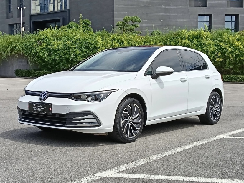 Volkswagen Golf 2021 car image 