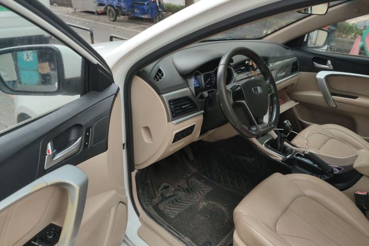 GEELY Emgrand 2017 car image #9
