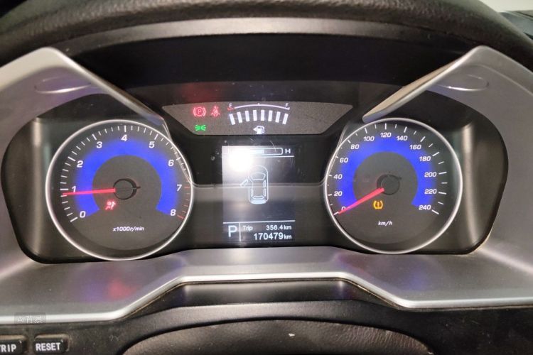 GEELY Emgrand 2016 car image #13