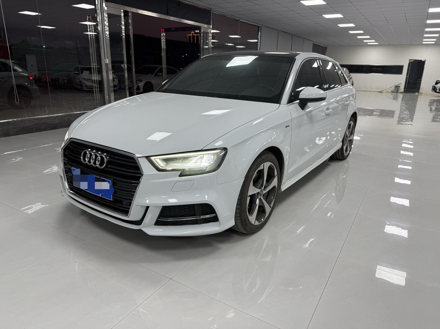 2019 2019 car image