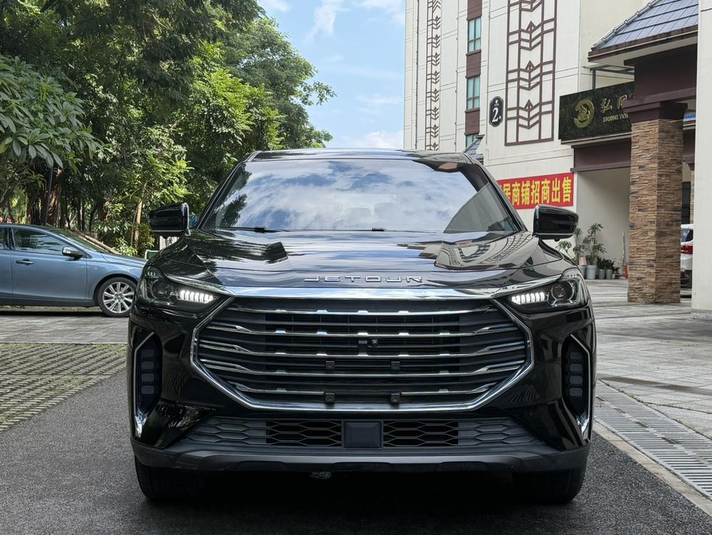Jetour X70 PLUS 2020 car image #2