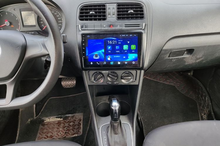 Volkswagen Polo 2019 #13 Volkswagen Polo 2019 car image #13