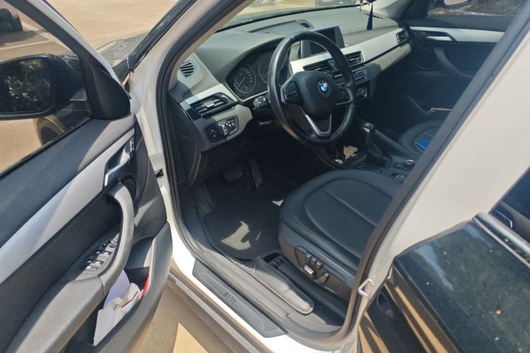 BMW X1 2017 #13 BMW X1 2017 car image #13