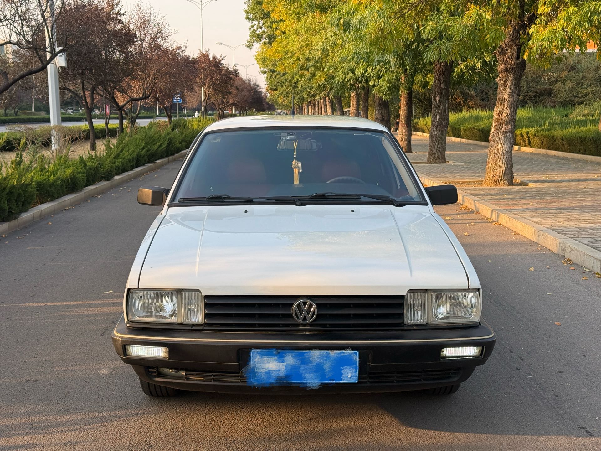 Volkswagen Santana Classic 2011 #2 Volkswagen Santana Classic 2011 car image #2