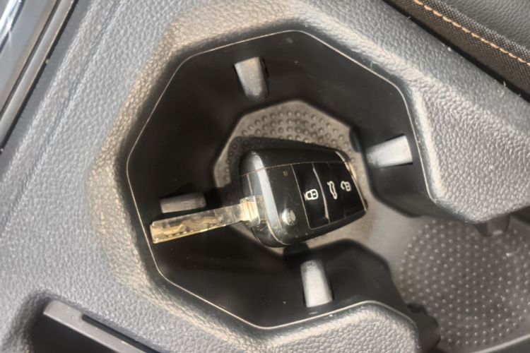 Volkswagen Lavida 2021 car image #9