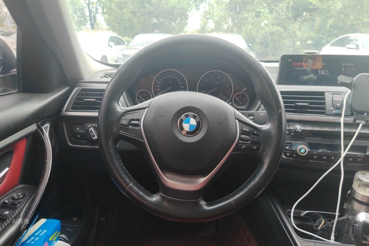 BMW 3 Series 2019 #12 BMW 3 Series 2019 car image #12