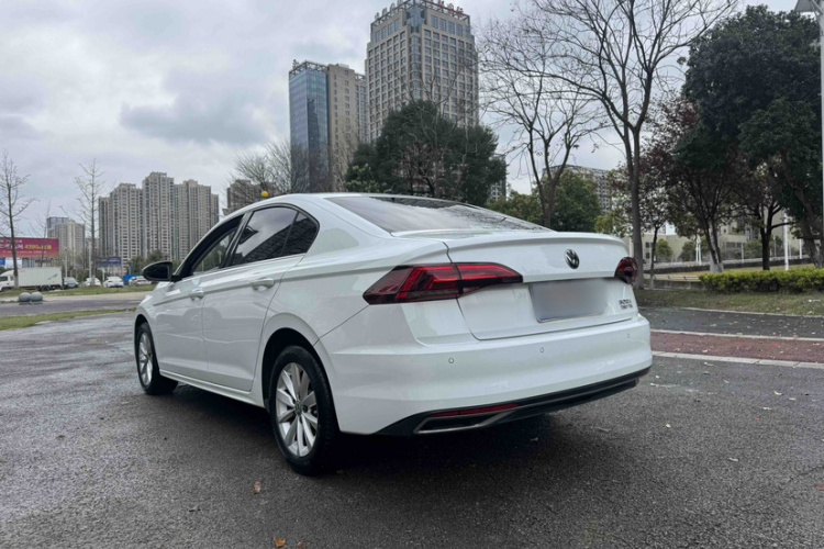 Volkswagen Bora 2021 car image #5