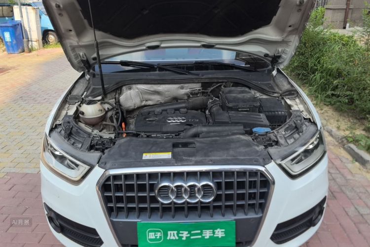 Audi Q3 2014 car image #22