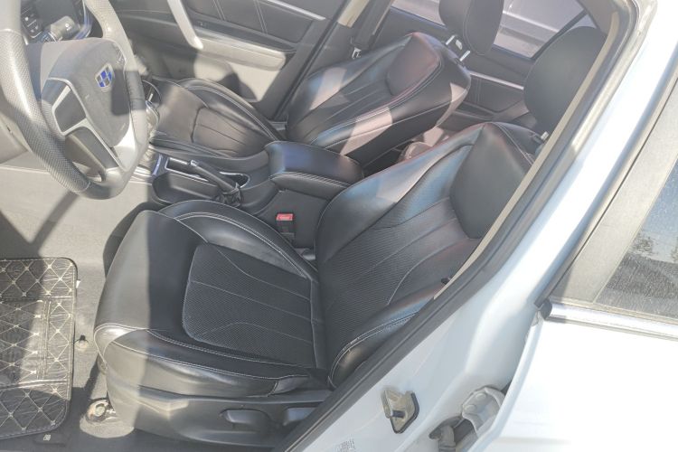 GEELY Emgrand 2017 #15 GEELY Emgrand 2017 car image #15