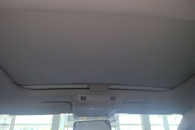 Volkswagen Polo 2022 car image #20