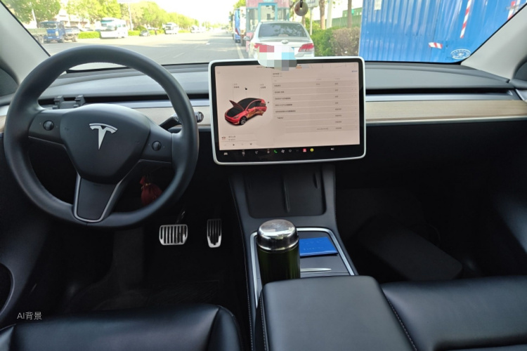 Tesla Model Y 2022 car image #11