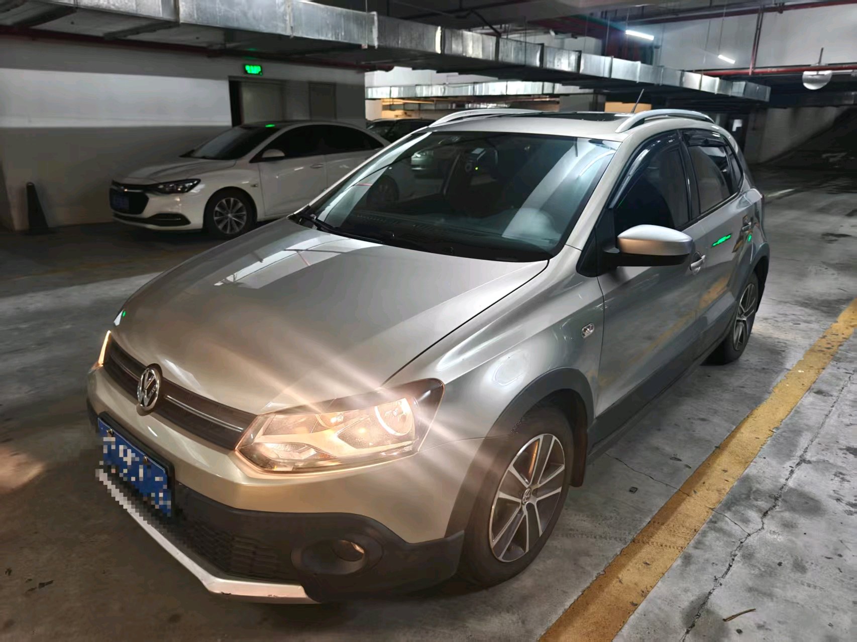 Volkswagen Polo 2012 car image 