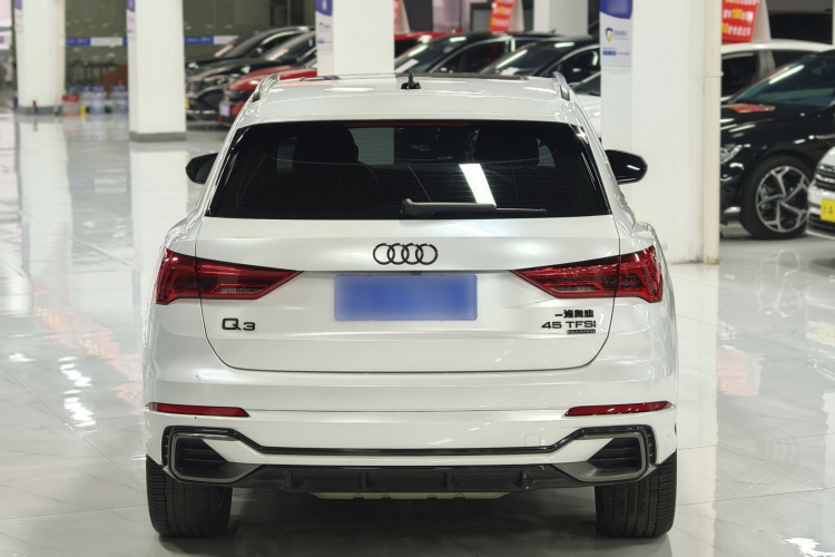 Audi Q3 2023 #5 Audi Q3 2023 car image #5