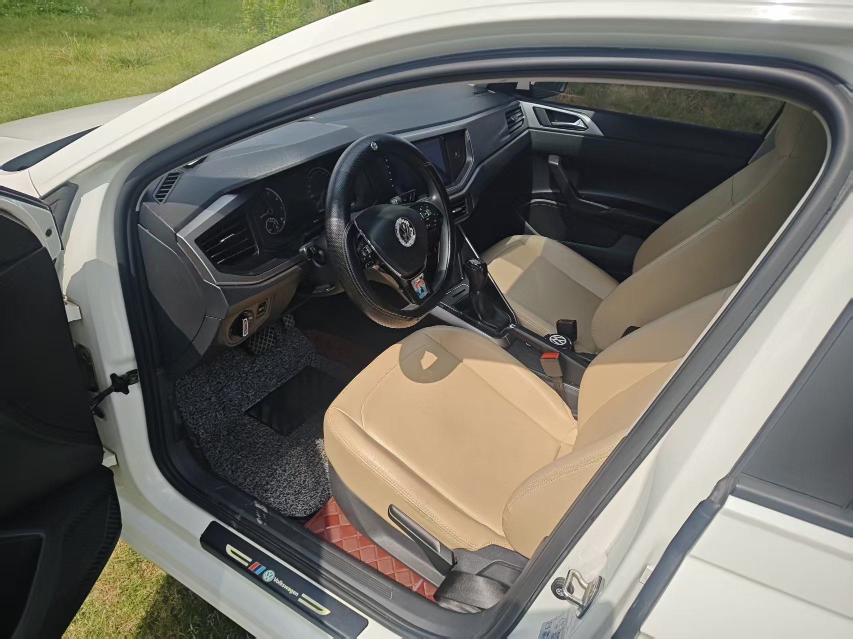 Volkswagen Polo 2019 car image #10