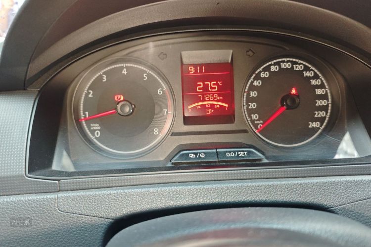 Volkswagen Santana 2017 #13 Volkswagen Santana 2017 car image #13