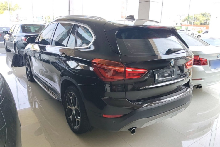 BMW X1 2019 #5 BMW X1 2019 car image #5