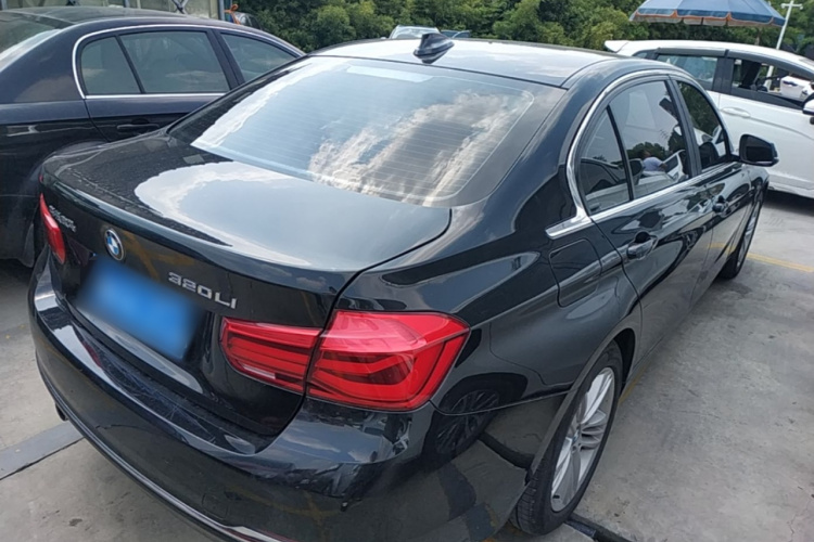 BMW 3 Series 2017 car image #5