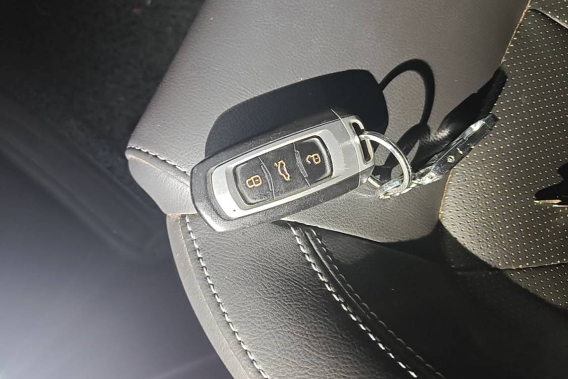 GEELY Emgrand 2017 car image #28