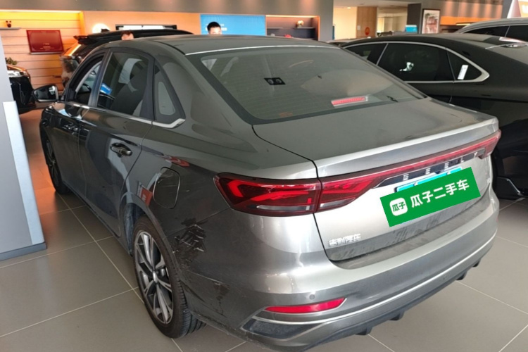 GEELY Emgrand 2025 car image #5