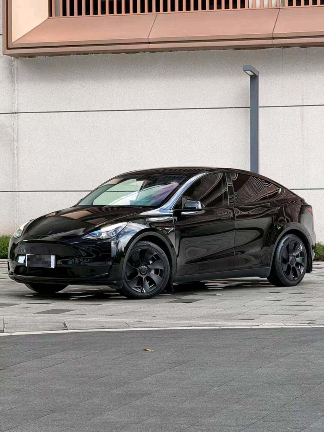Tesla Model Y 2021 #2 Tesla Model Y 2021 car image #2