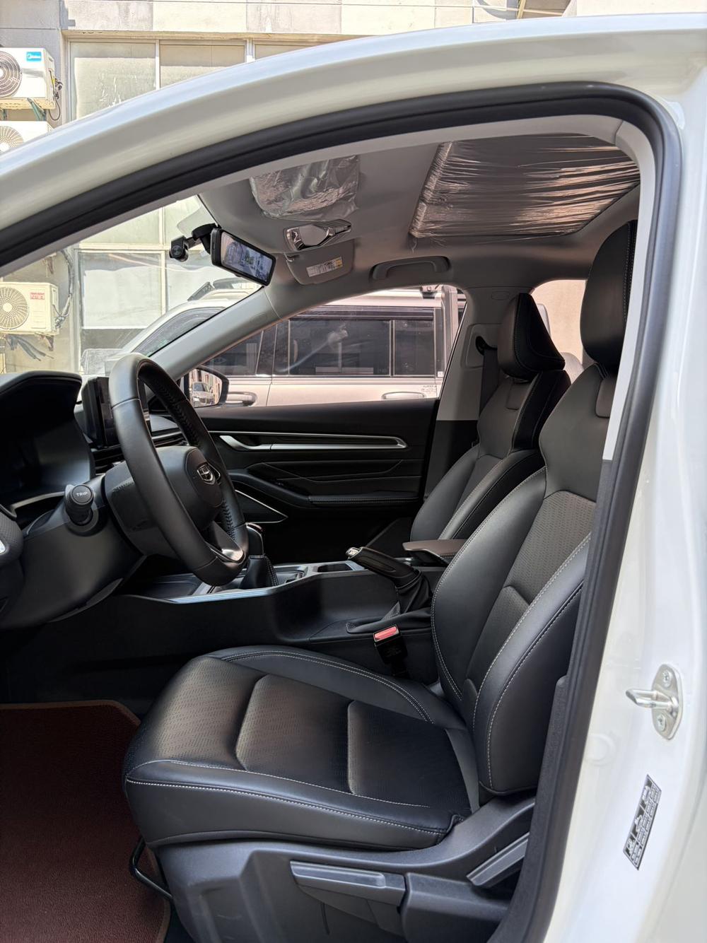 GEELY Emgrand 2022 #17 GEELY Emgrand 2022 car image #17