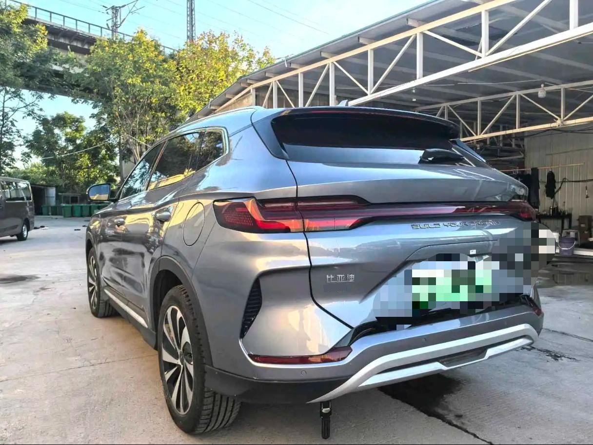 BYD Song Plus New Energy 2023 car image #8