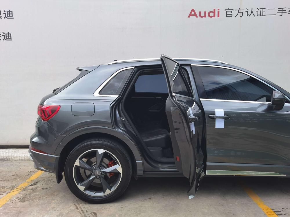 Audi Q3 2019 #16 Audi Q3 2019 car image #16