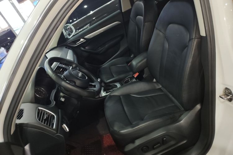 Audi Q3 2016 #17 Audi Q3 2016 car image #17