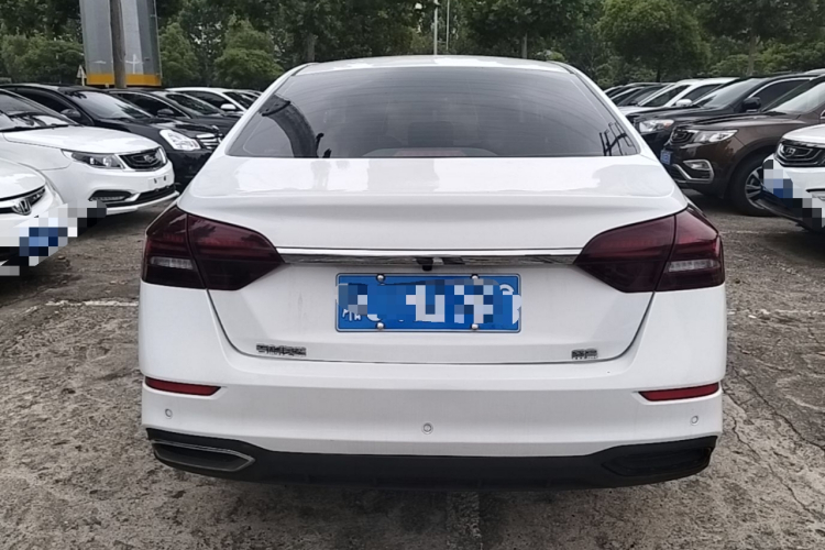 GEELY Emgrand 2020 #6 GEELY Emgrand 2020 car image #6