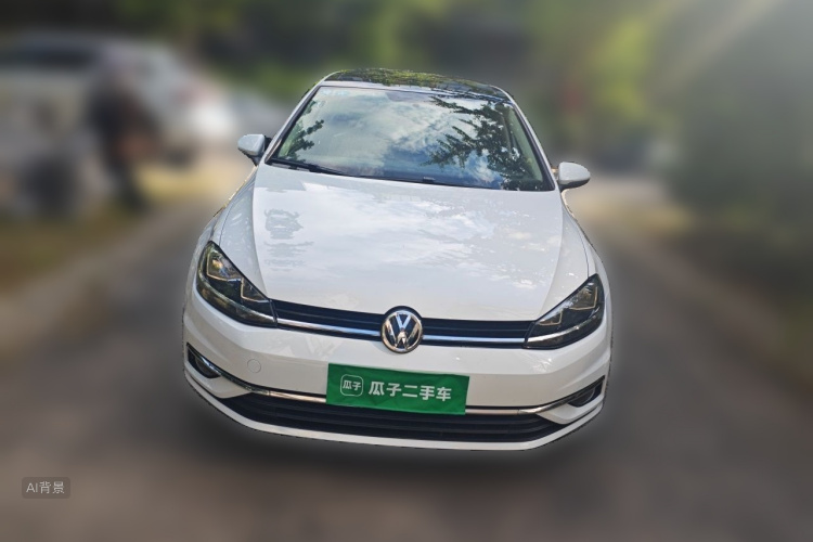 Volkswagen Golf 2019 car image #3