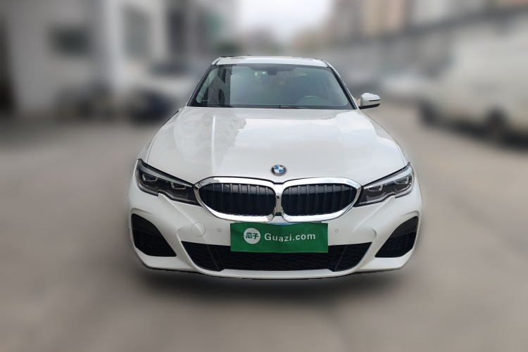 BMW 3 Series 2021 car image #3