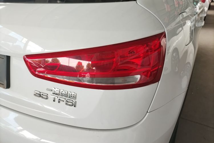 Audi Q3 2016 #8 Audi Q3 2016 car image #8