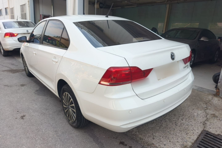 Volkswagen Santana 2017 #5 Volkswagen Santana 2017 car image #5