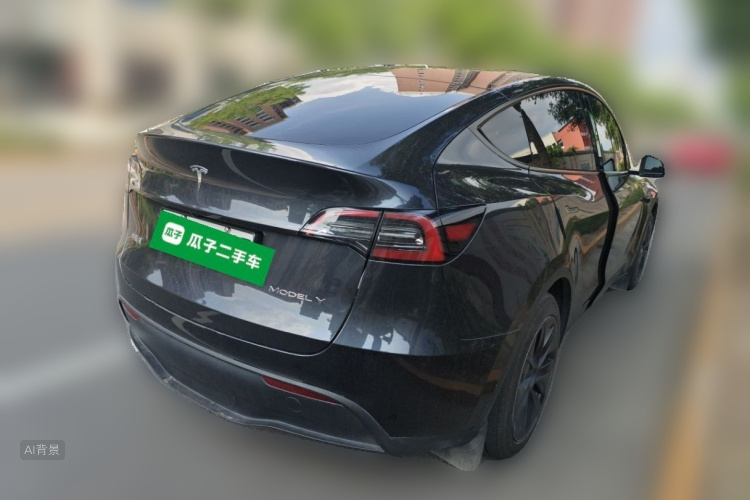 Tesla Model Y 2024 car image #7
