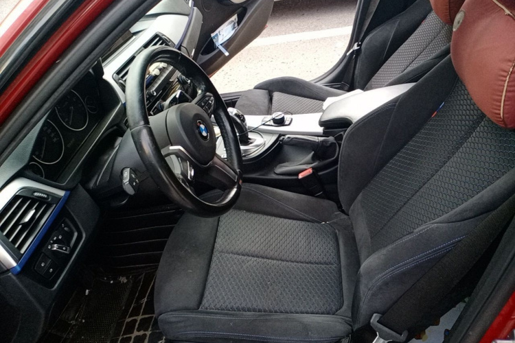 BMW 3 Series 2017 car image #20