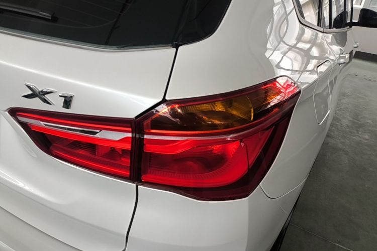 BMW X1 2017 #8 BMW X1 2017 immagine di auto #8
