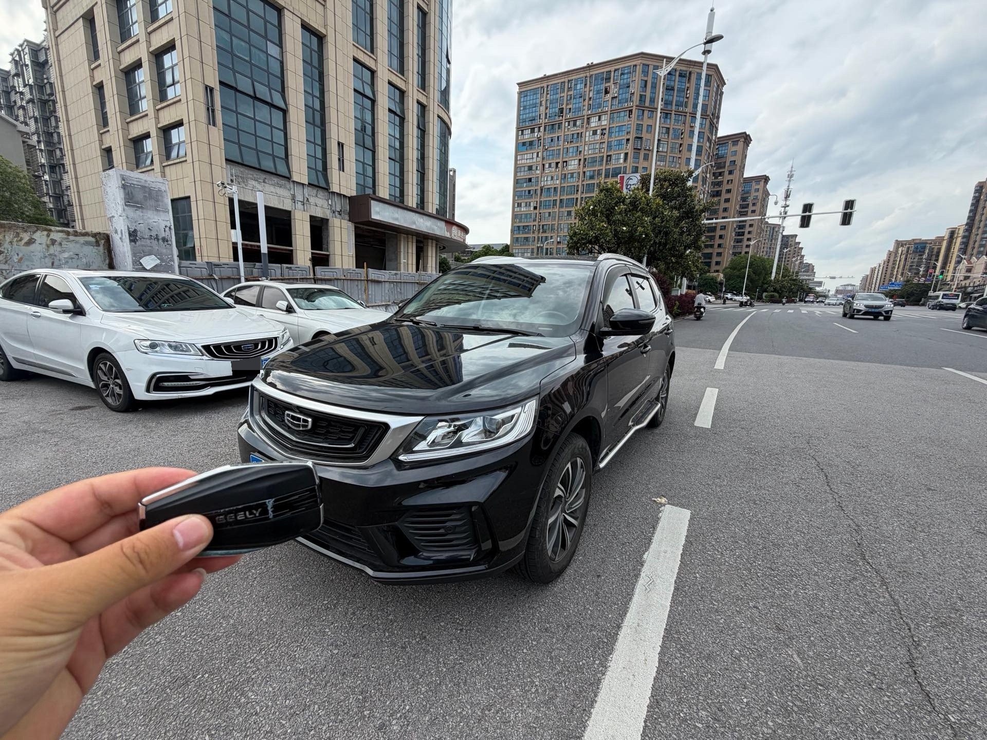 GEELY Vision X6 2020 car image 
