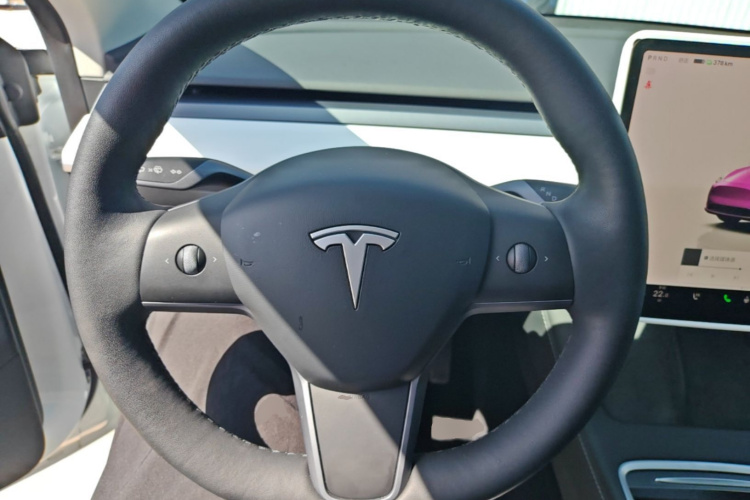 Tesla Model Y 2022 #11 Tesla Model Y 2022 immagine di auto #11